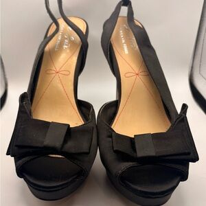 Pour La Victoire Black Bow Peep-Toe Slingback Heels